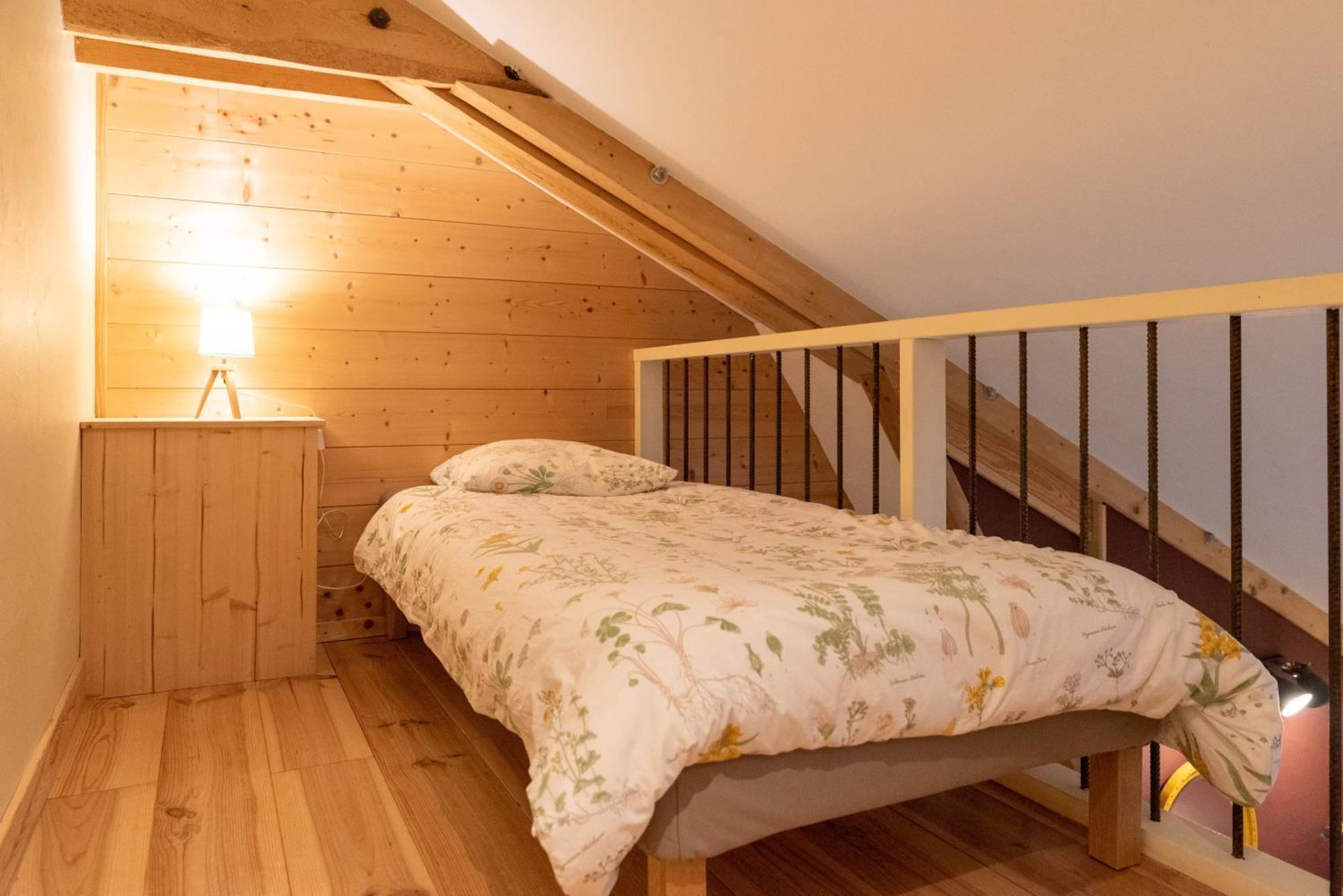 Les Balcons De La Terrasse Bed and Breakfast Arsac-en-Velay Buitenkant foto