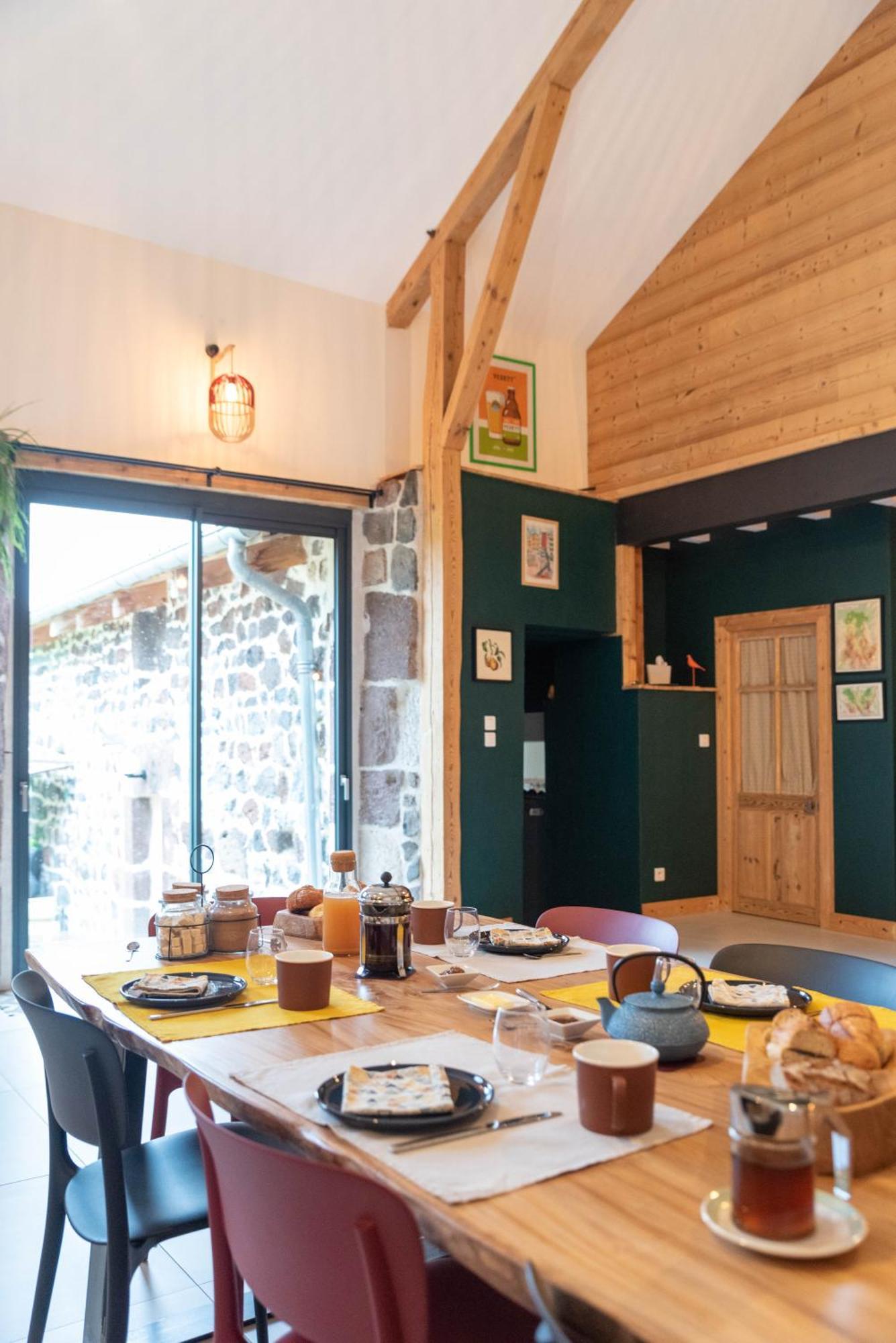 Les Balcons De La Terrasse Bed and Breakfast Arsac-en-Velay Buitenkant foto